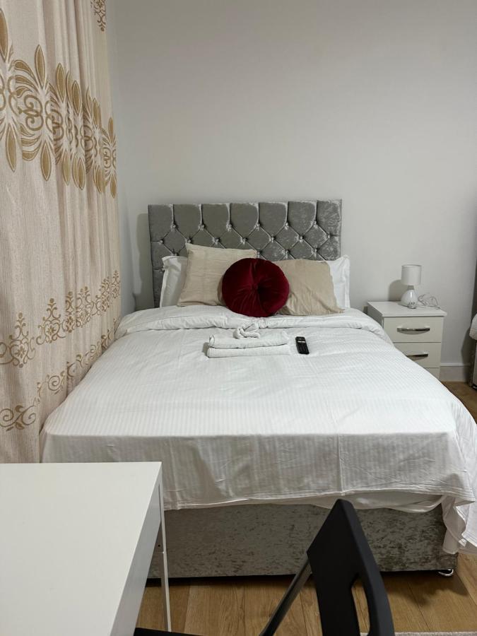 City Lodge Shadwell Лондон Екстериор снимка