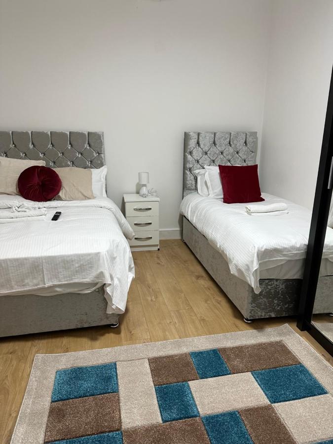 City Lodge Shadwell Лондон Екстериор снимка