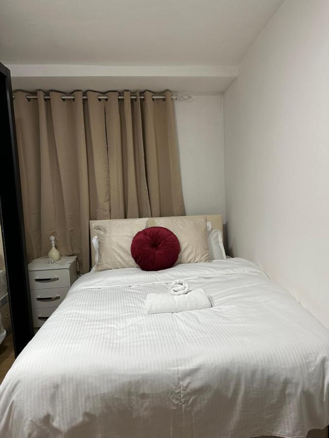 City Lodge Shadwell Лондон Екстериор снимка