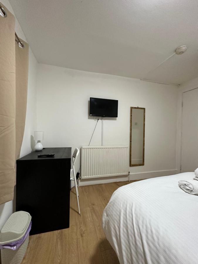 City Lodge Shadwell Лондон Екстериор снимка