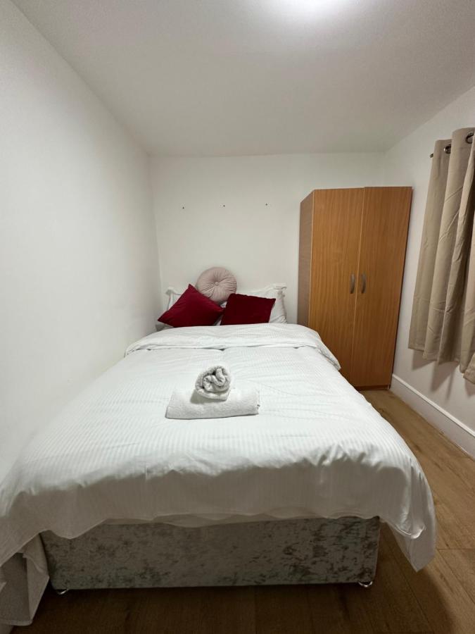 City Lodge Shadwell Лондон Екстериор снимка