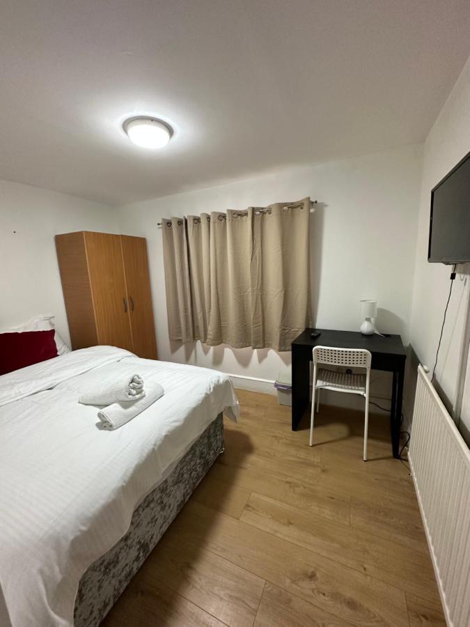 City Lodge Shadwell Лондон Екстериор снимка