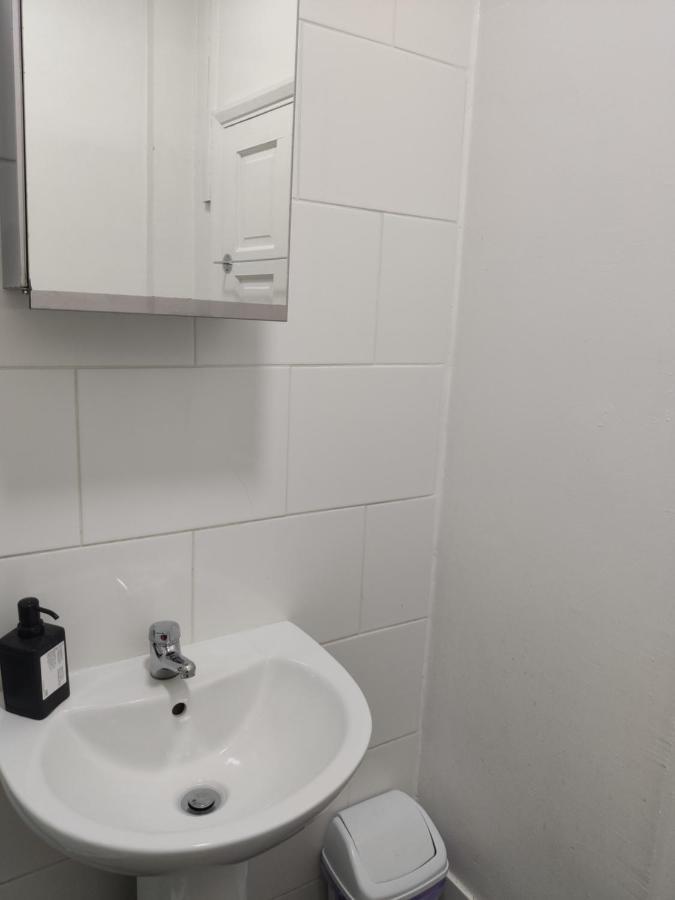 City Lodge Shadwell Лондон Екстериор снимка